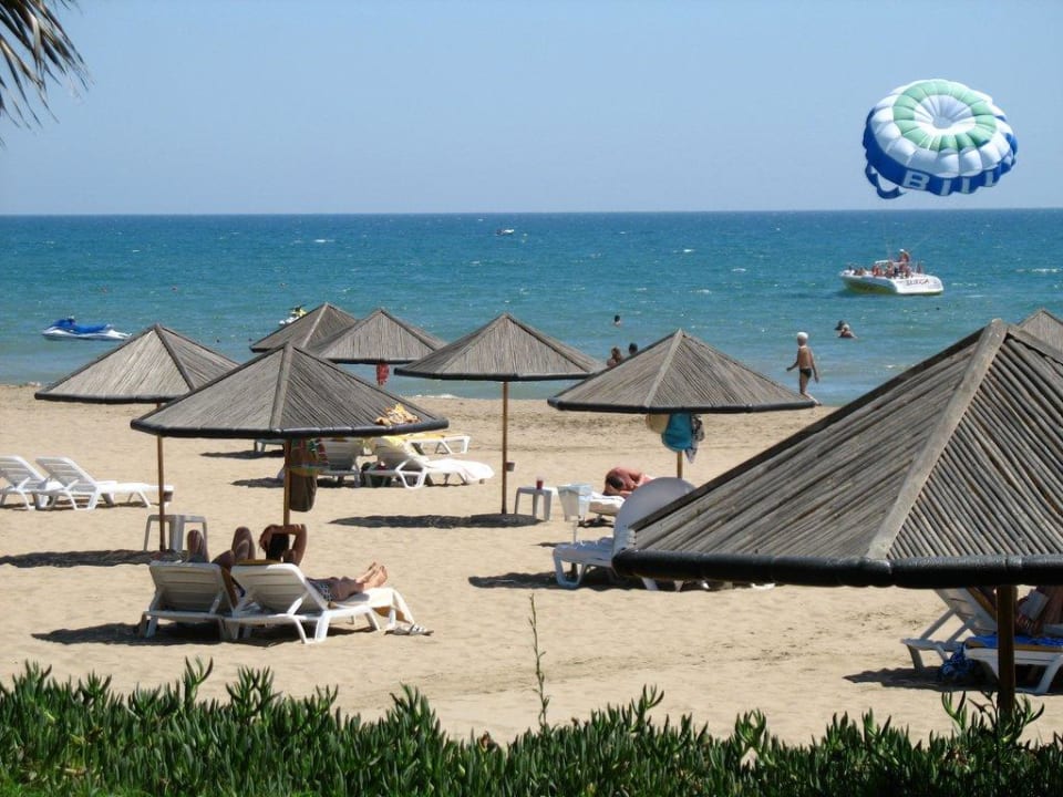 Ausblick von der Bar zum Strand Hotel Defne Garden
