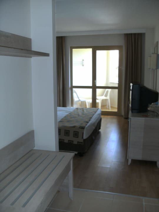 Zimmer 5301 Side Breeze Hotel