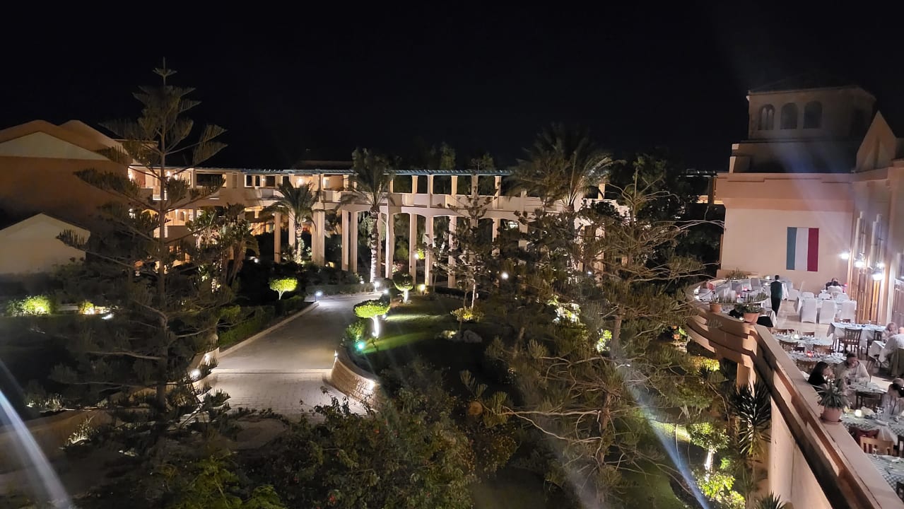 Gartenanlage Mövenpick Resort & Spa El Gouna