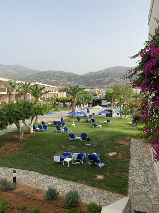 Gartenanlage allsun Hotel Malia Beach