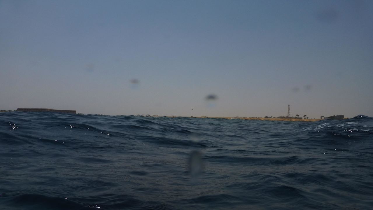 Mal ein anderer Blick The Breakers Diving & Surfing Lodge