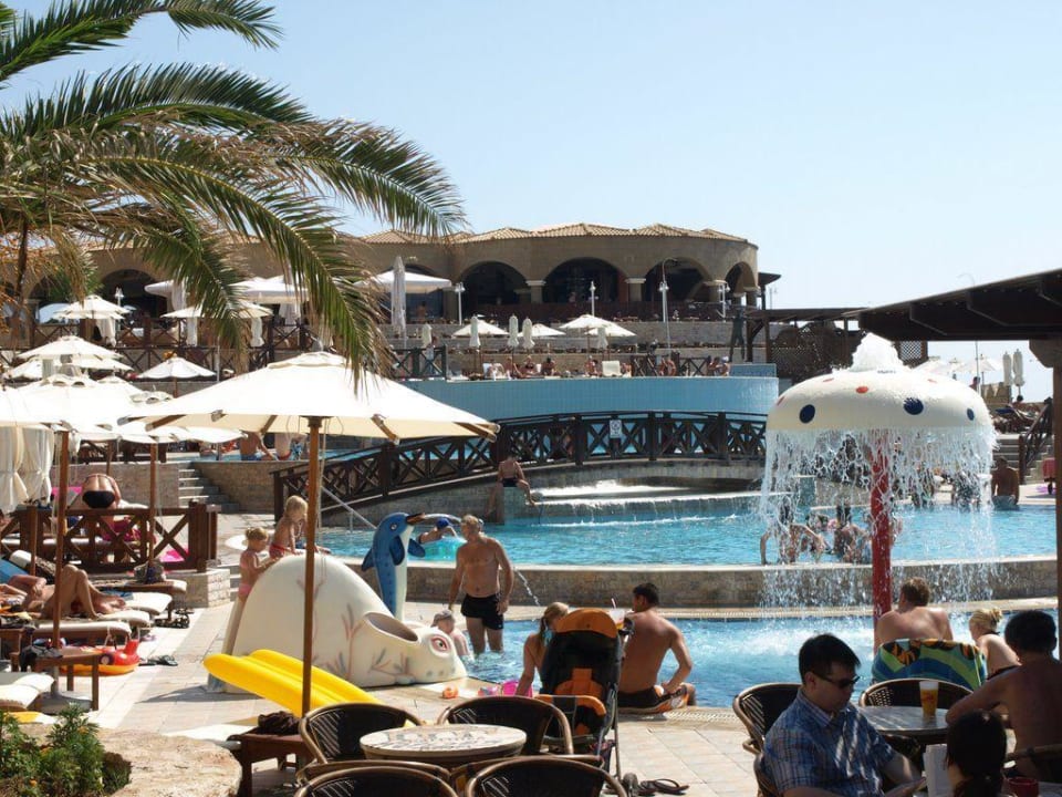Basen glowny - main pool Hotel Kalithea Horizon Royal