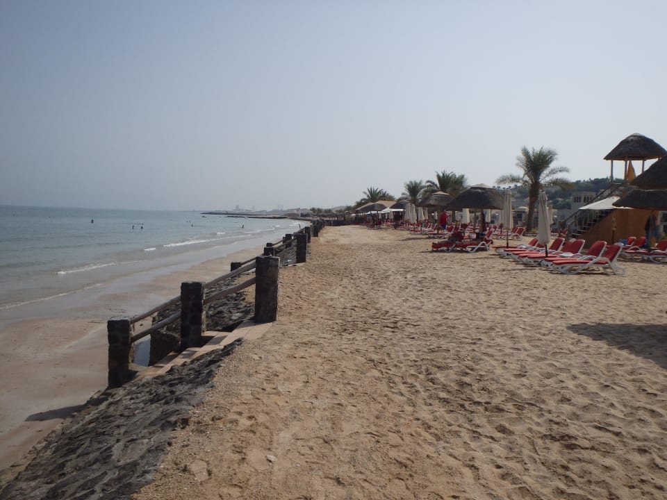 Ab in die Fluten The Cove Rotana Resort