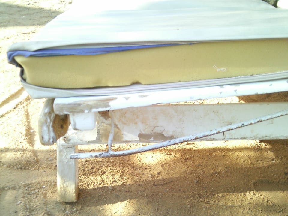 Aufgeplatzte Auflagen Le Jardin Aqua Park Resort