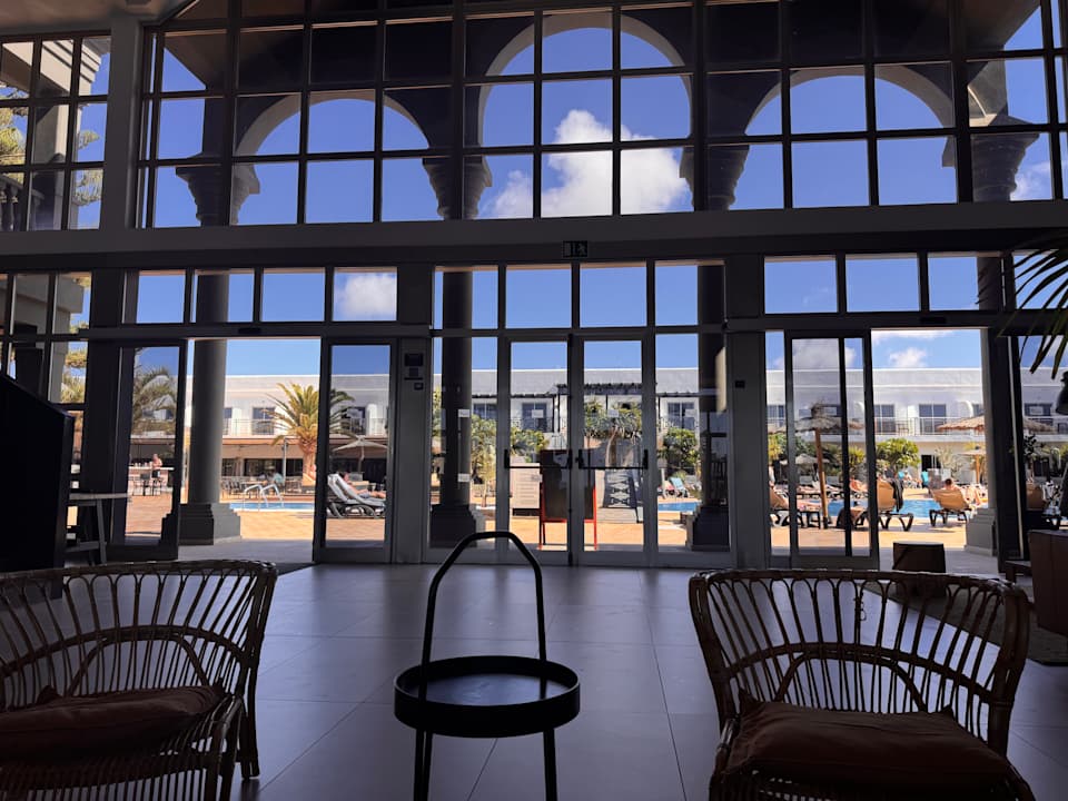 Lobby Coral Cotillo Beach