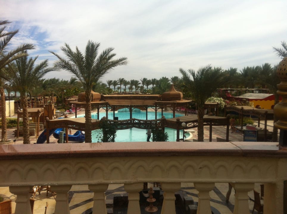 Фото с террасы.  Riviera Aqua Park Resort