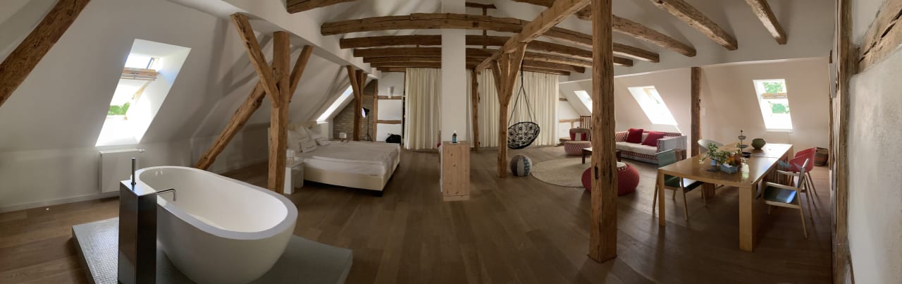 Zimmer Kavaliershaus Suitehotel am Finckener See