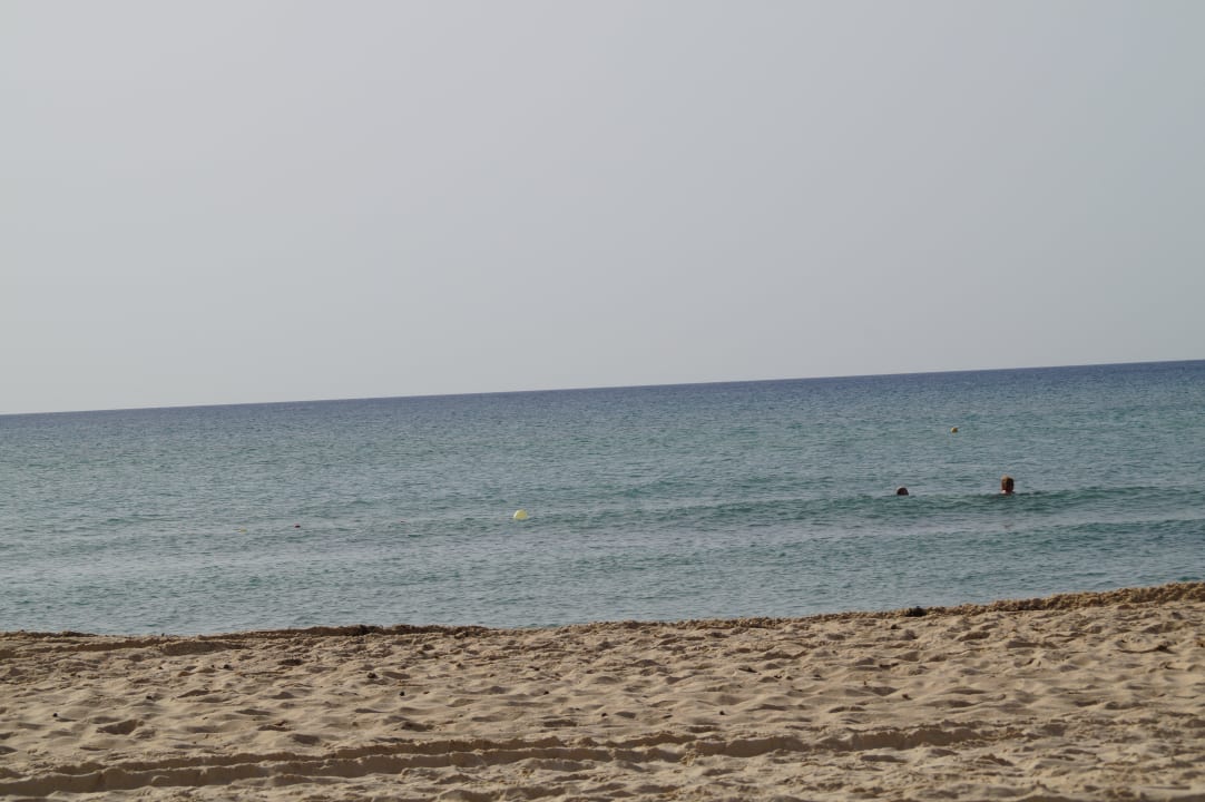 Sauberes Strand Oceana Hotel & Spa