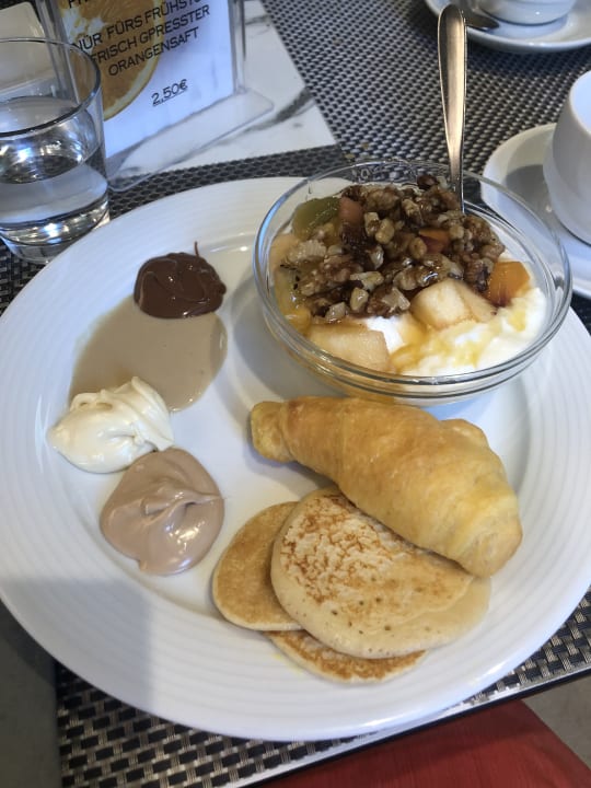 Gastro Atrium Ambiance Hotel