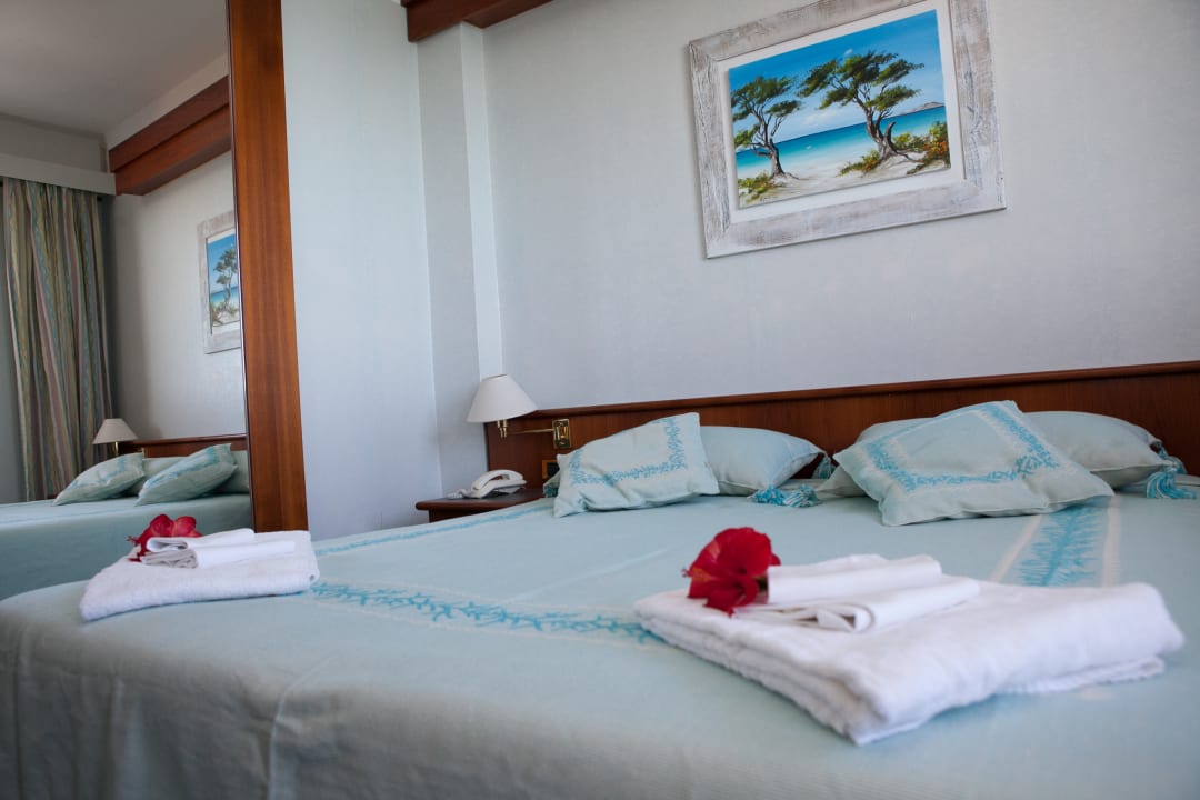 Zimmer Club Esse Roccaruja