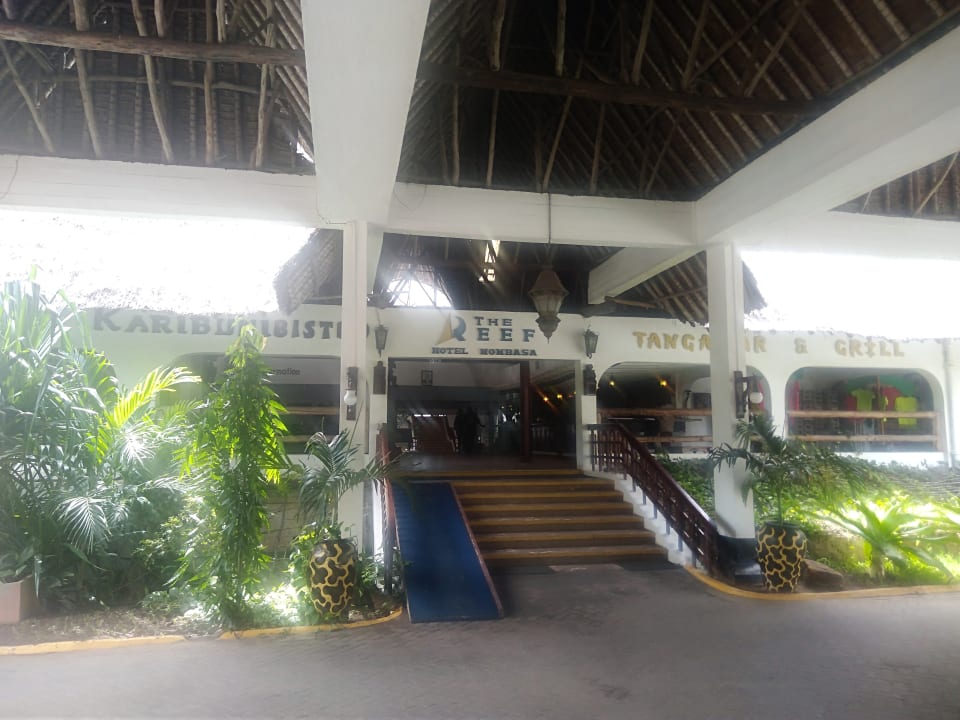 Lobby Reef Hotel Mombasa