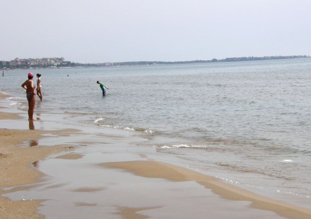 Der Strand lädt immer zu einem Spaziergang ein Sunis Evren Beach Resort Hotel & Spa