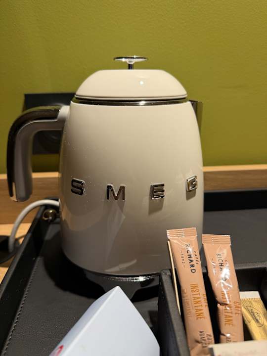 Zimmer Hampton By Hilton Lyon Airport