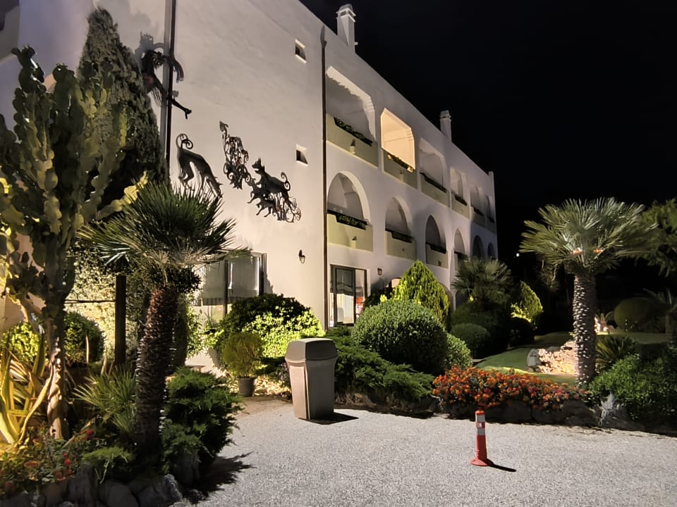 Gartenanlage Alianthos Garden Hotel