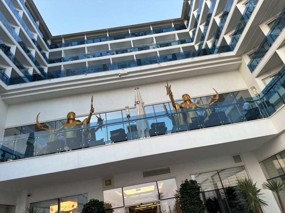 Sonstiges Azura Deluxe Resort & Spa Hotel