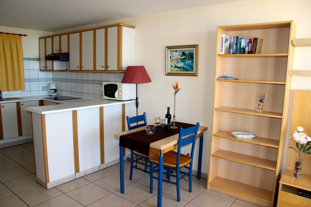 Küche und Essecke Residencial Rolando