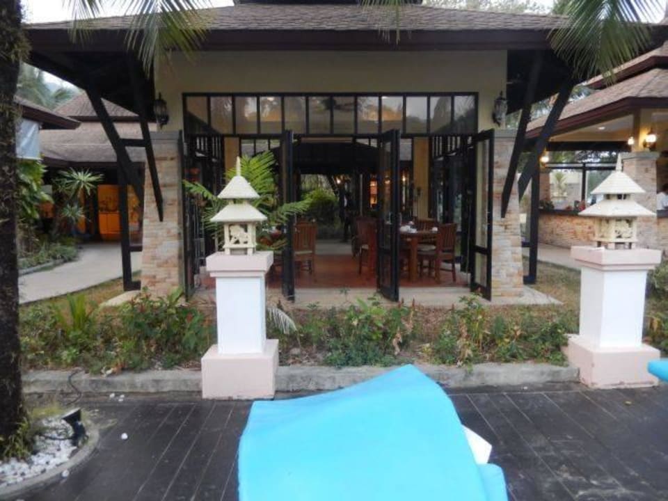 Poolbar Seaview Khao Lak Resort