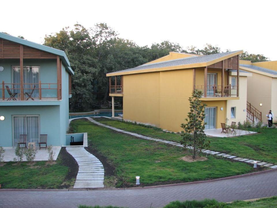 Teil der Bungalows Sueno Hotels Beach Side