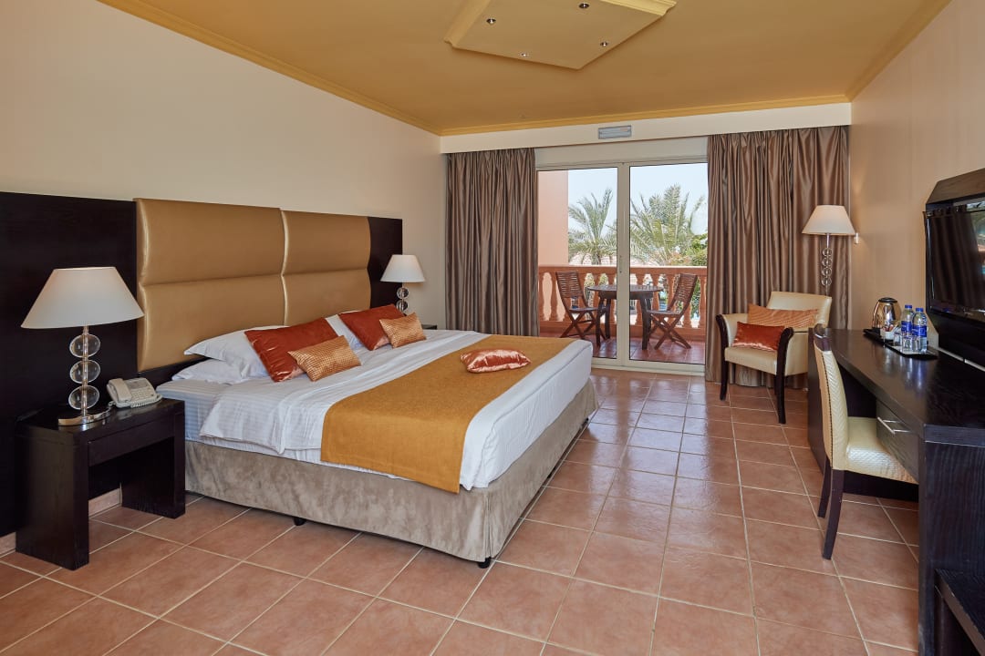 Zimmer BM Beach Resort