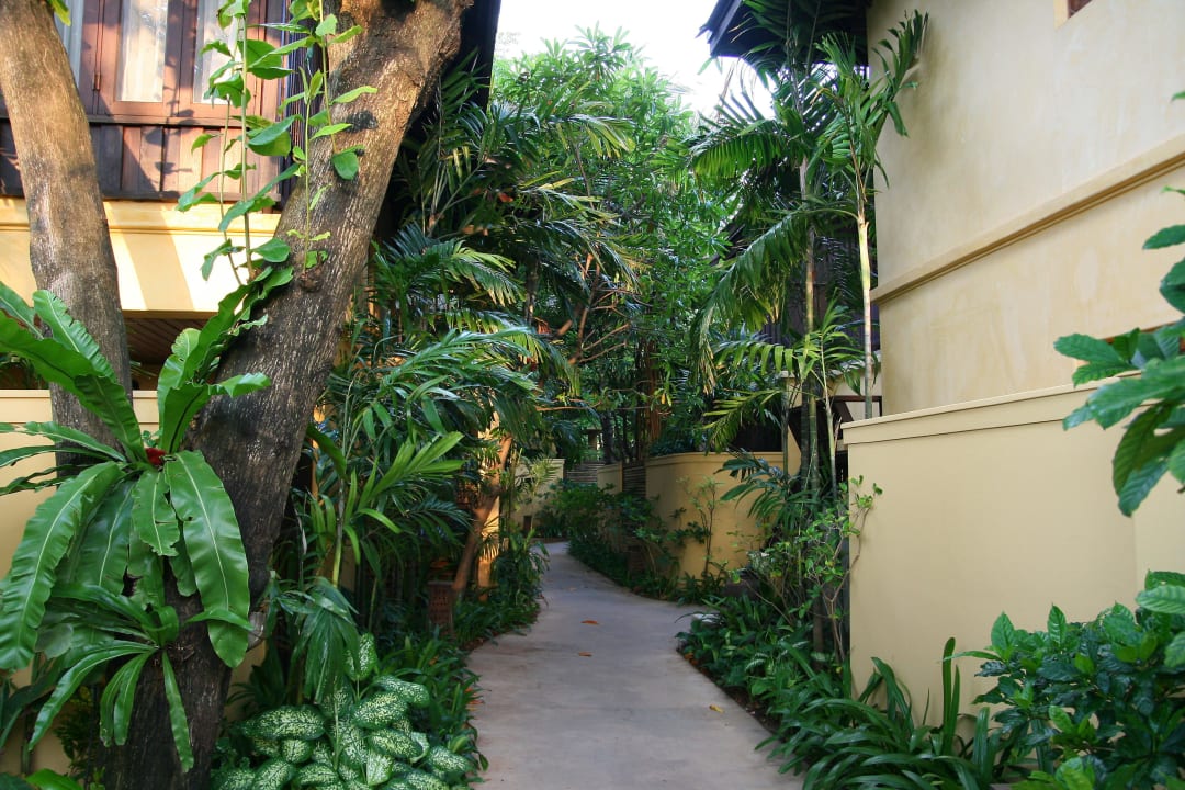 Schlendern durchs Ressort Buri Rasa Village Samui Adults Only Resort
