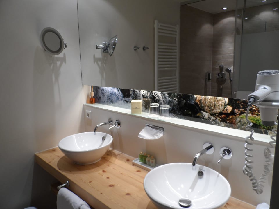 Badezimmer Kesselspitze Hotel & Chalet, Valamar Collection