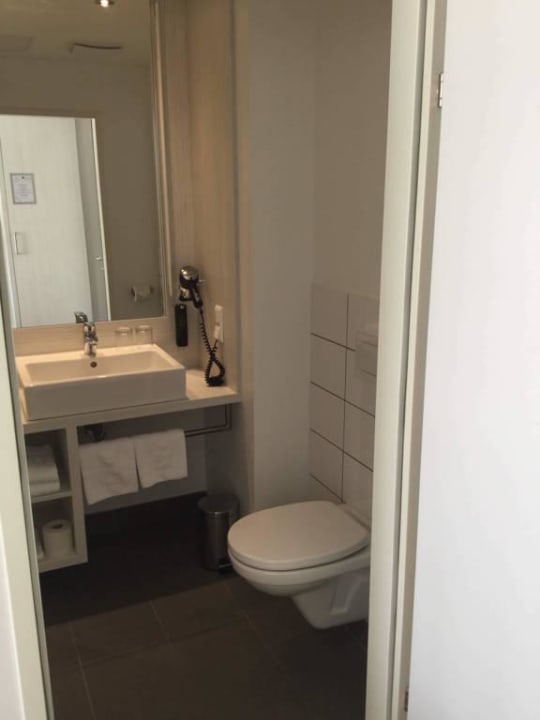 Bad Hotel Zeitgeist Vienna Hauptbahnhof