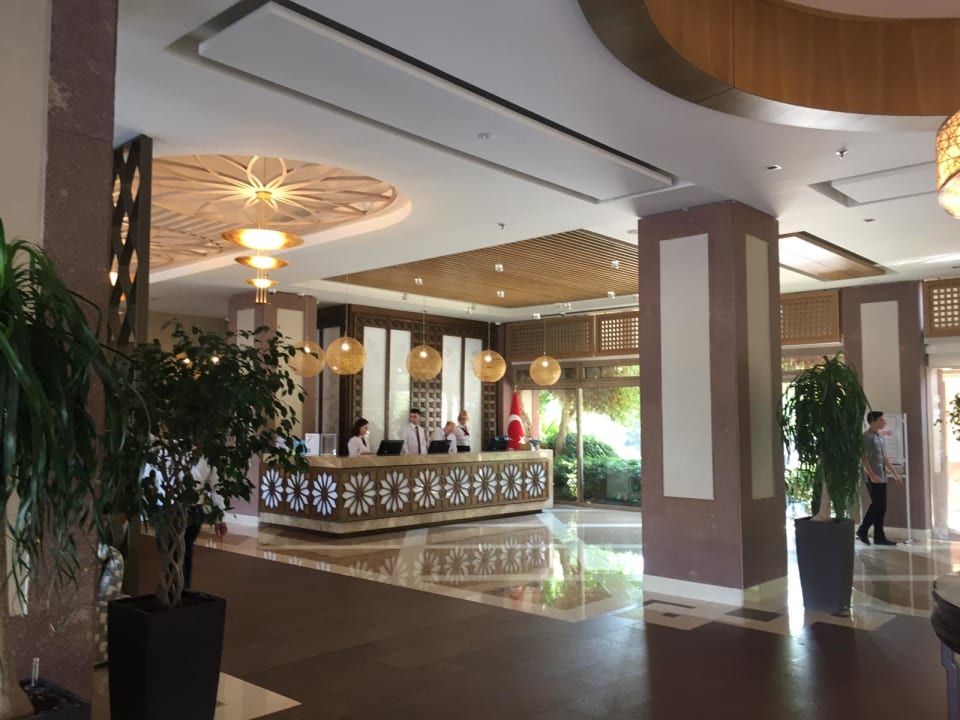 Lobby Xanadu Resort Hotel