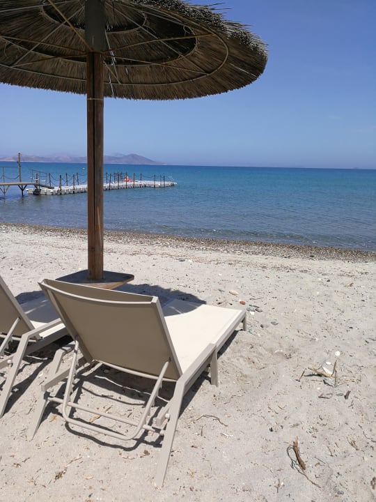 Strand Blue Lagoon Resort