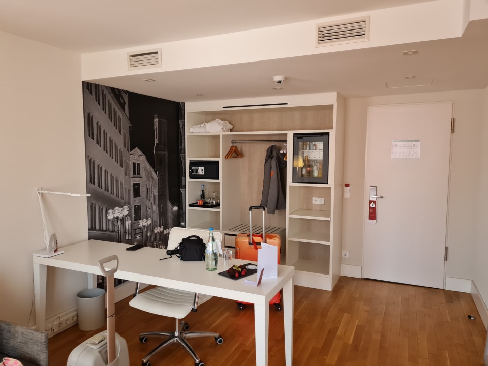 Zimmer NH Collection Hamburg City