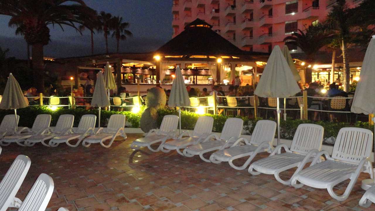 Hôtel H10 Las Palmeras - La Piscine  H10 Las Palmeras