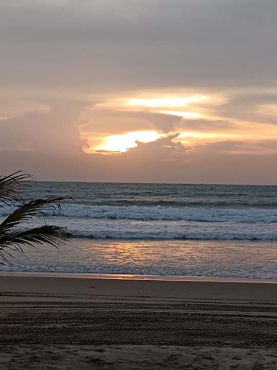 Strand Pandanus Resort