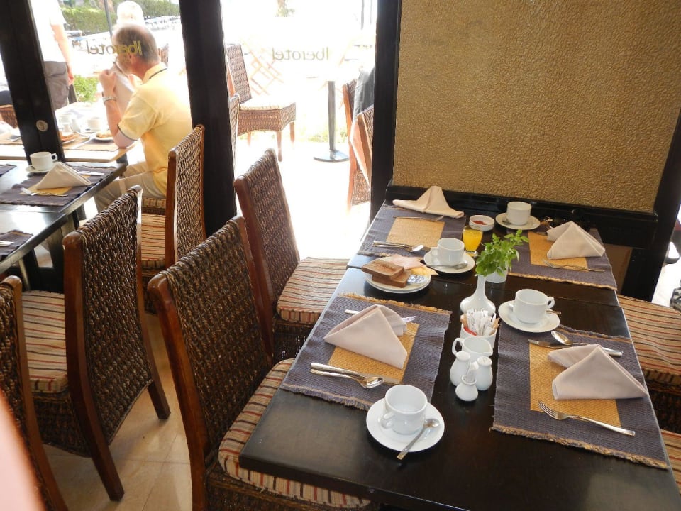 Frühstückstisch JAZ Dahabeya