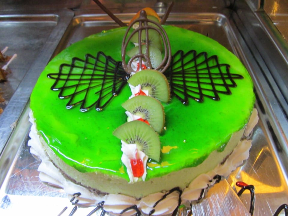 Kiwi-Torte Club Grand Side