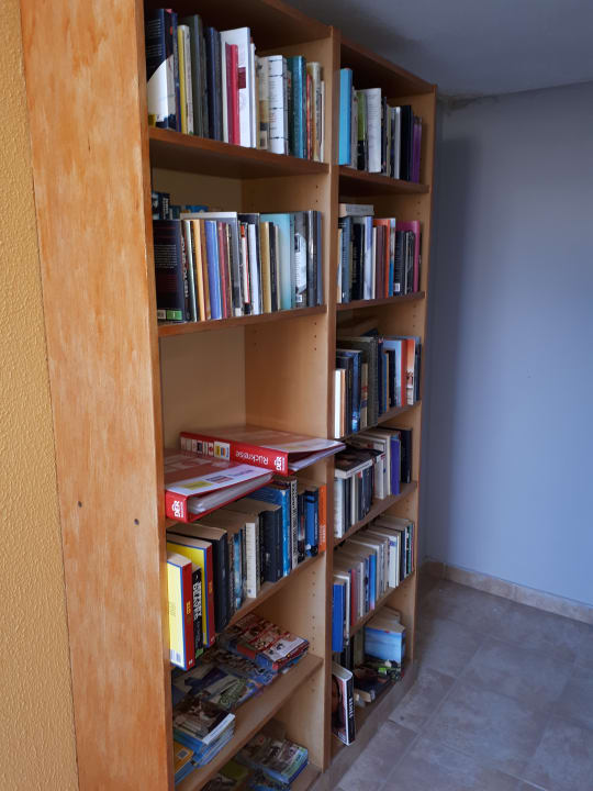 Lobby Apartments Karina