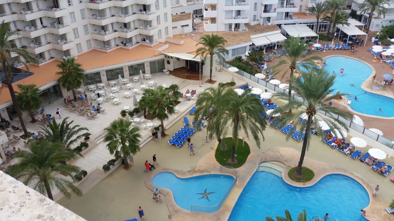 Blick von Sonnenterrasse im 7. Stock Aparthotel Playa Dorada