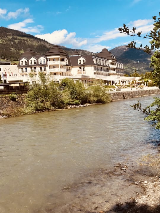 Außenansicht Grandhotel Lienz