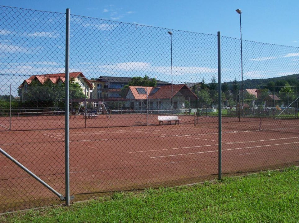 Tennisplatz Hotel Gasthof Scheer