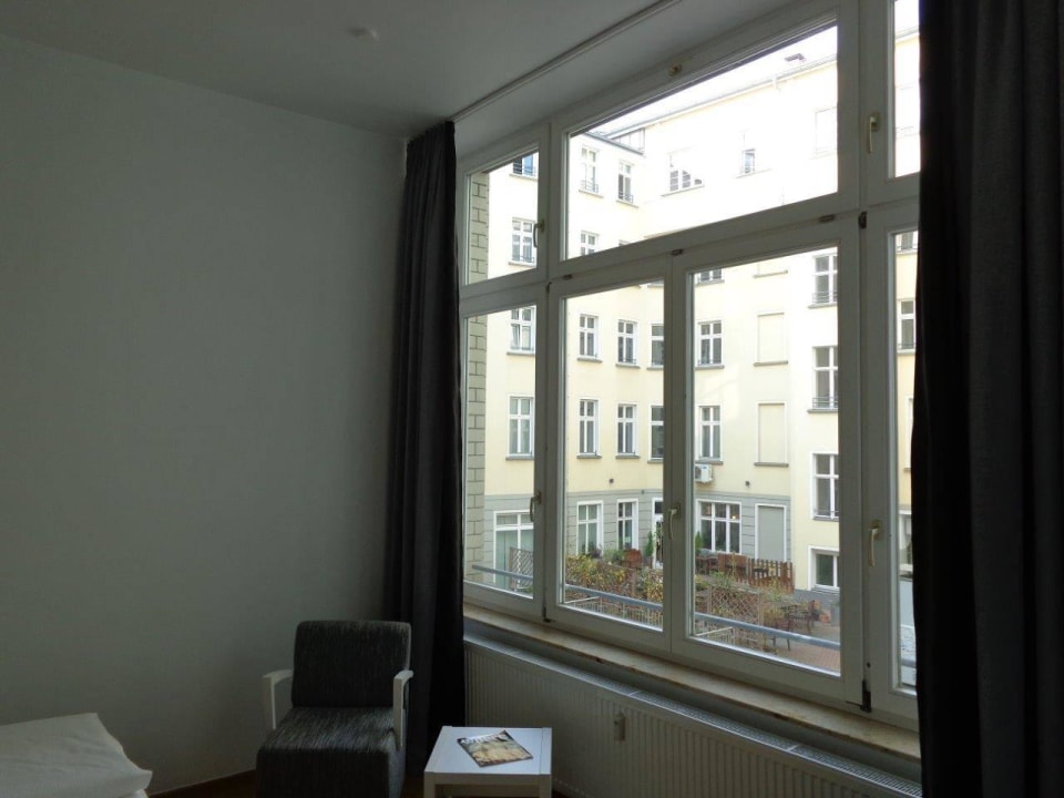 Außenansicht inneres Hofes CALMA Berlin Mitte