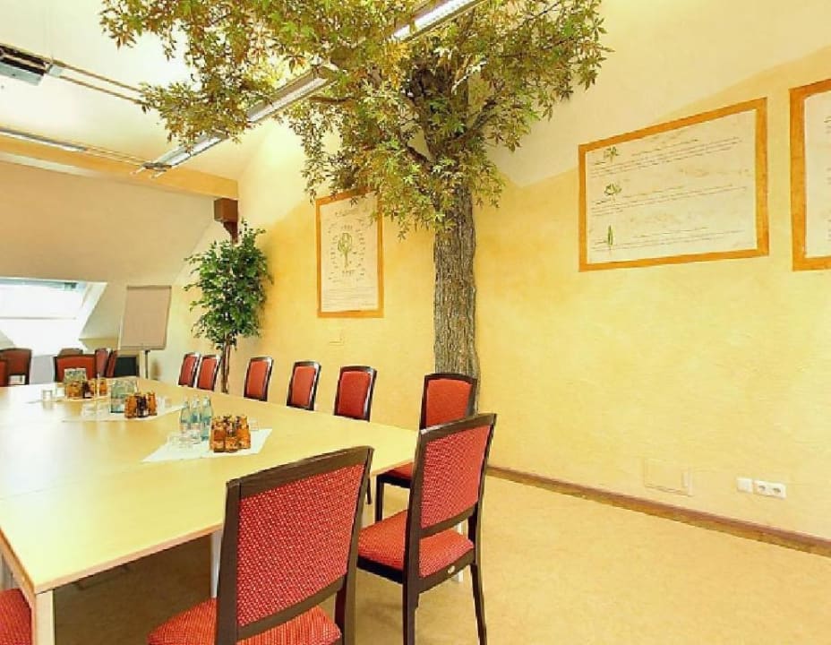 Seminarraum "Lebensbaum" Hotel Keindl