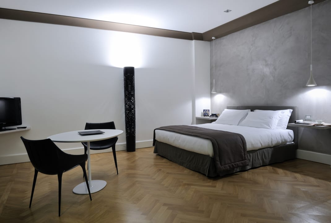 Zimmer Hotel Principe Di Villafranca