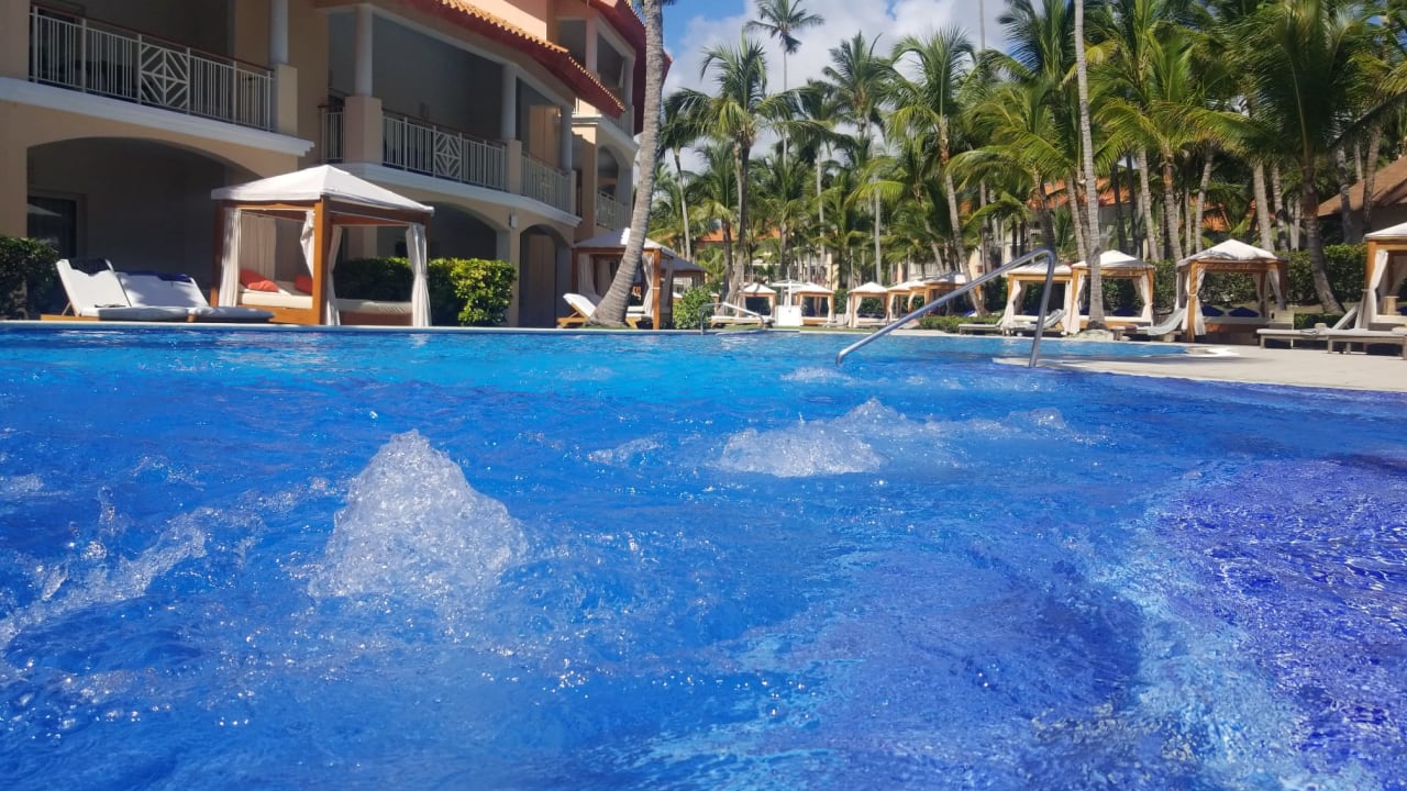 Pool Majestic Elegance Punta Cana