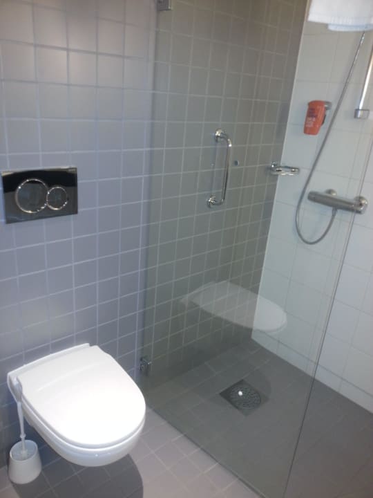 Badezimmer Radisson Hotel & Conference Centre Oslo Airport