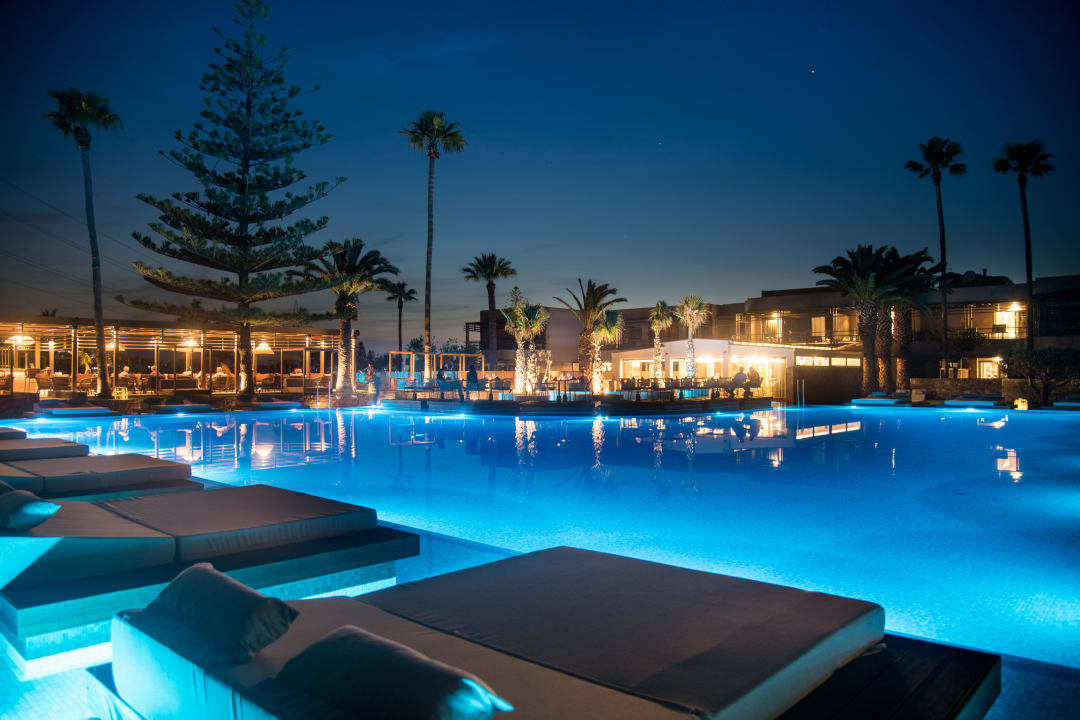 Pool KING MINOS RETREAT Resort & Spa