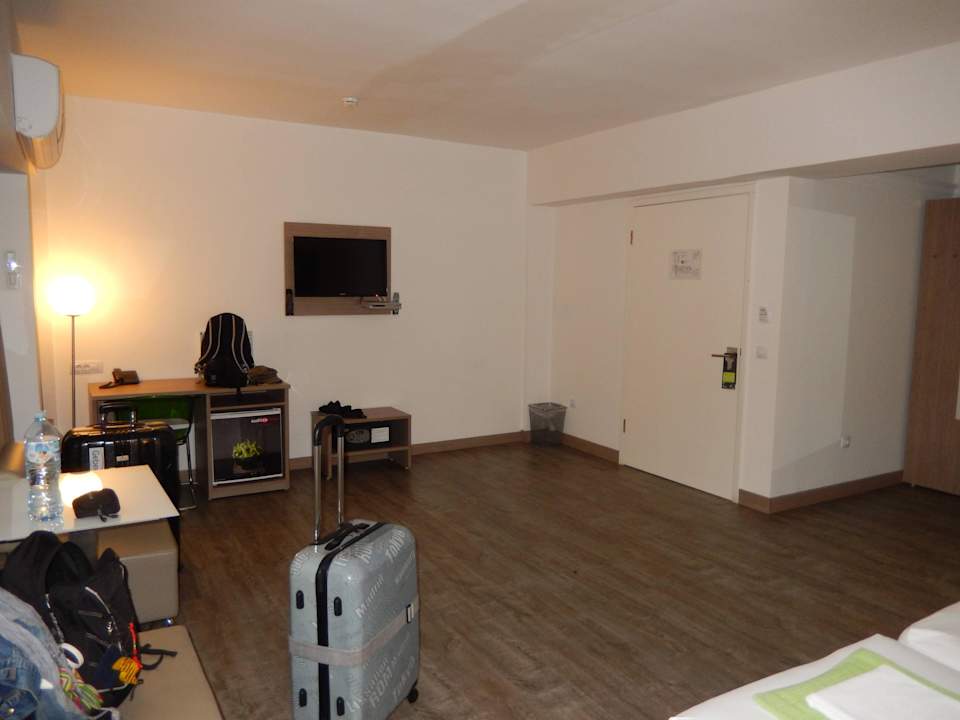 Hotel OK, Zimmer Nr. 215 ibis Styles Skopje