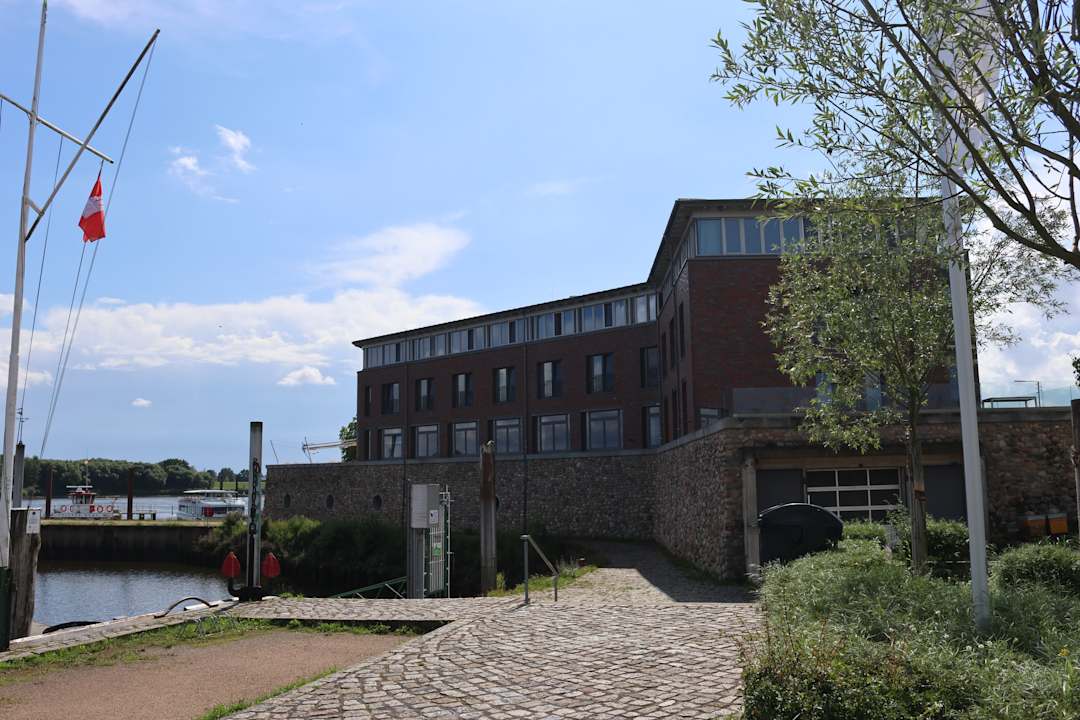 Außenansicht Hotel Zollenspieker Fährhaus