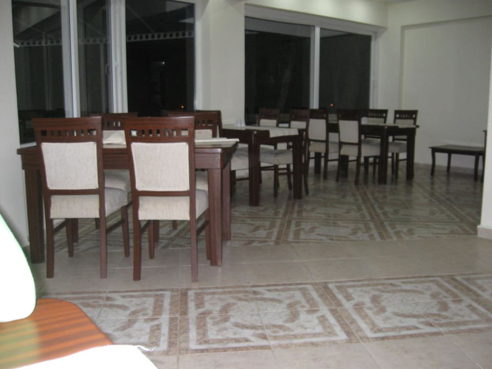 Essensbereich Skys Hotel