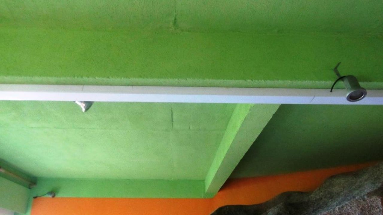 Zimmerdecke, Beton nur angestrichen Hotel Anse Takamaka View