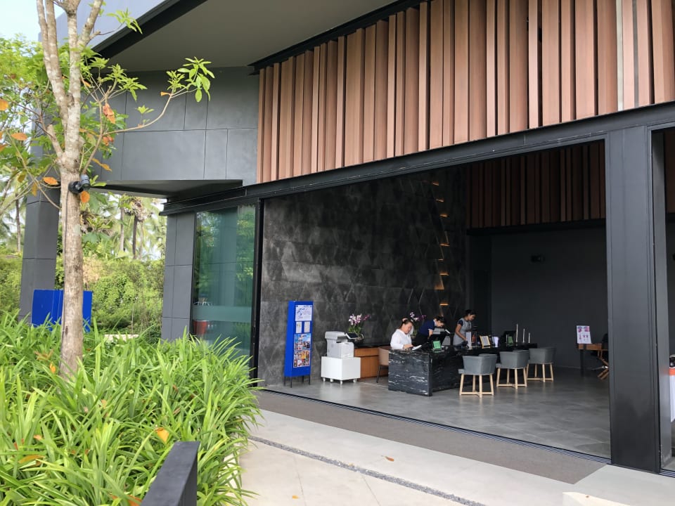 Außenansicht La Vela Khao Lak