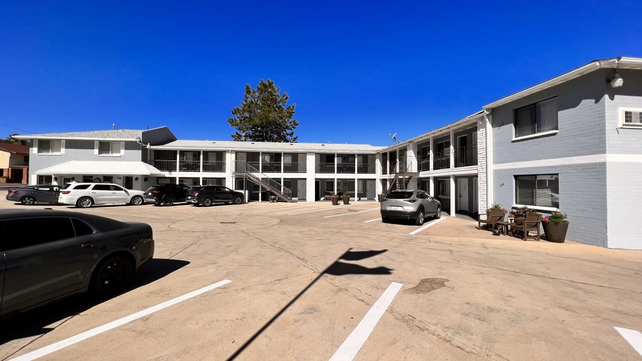 Außenansicht Motel El Rancho