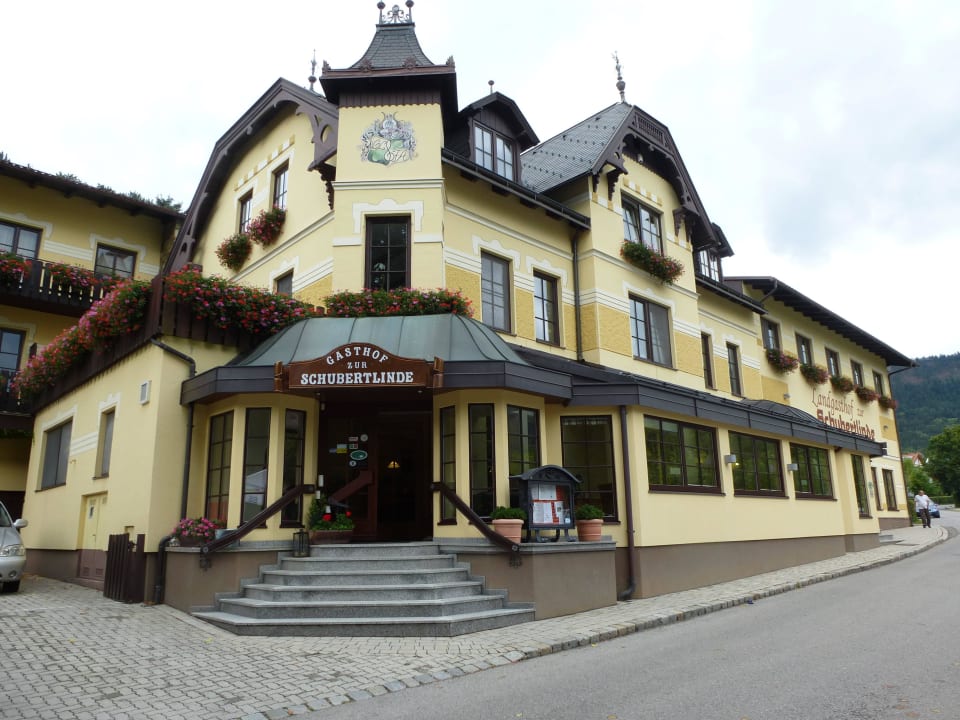 Für einen Landgasthof super  Landgasthof Zur Schubertlinde